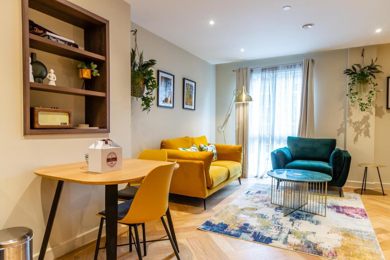 Apartment 24 Hudson Quarter *